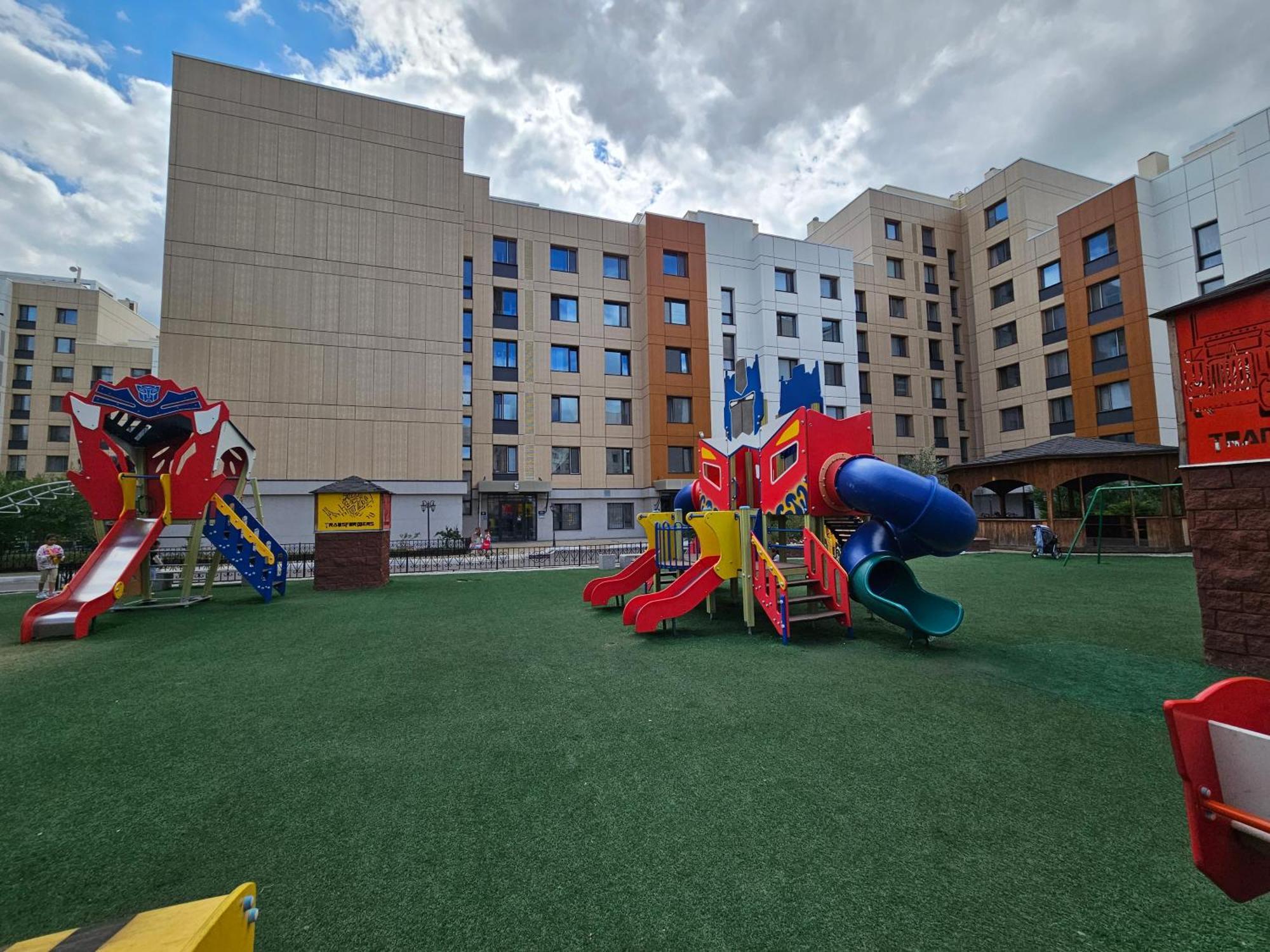 Ernaz Plus Apartments-Expo-Boulevard Astana Extérieur photo