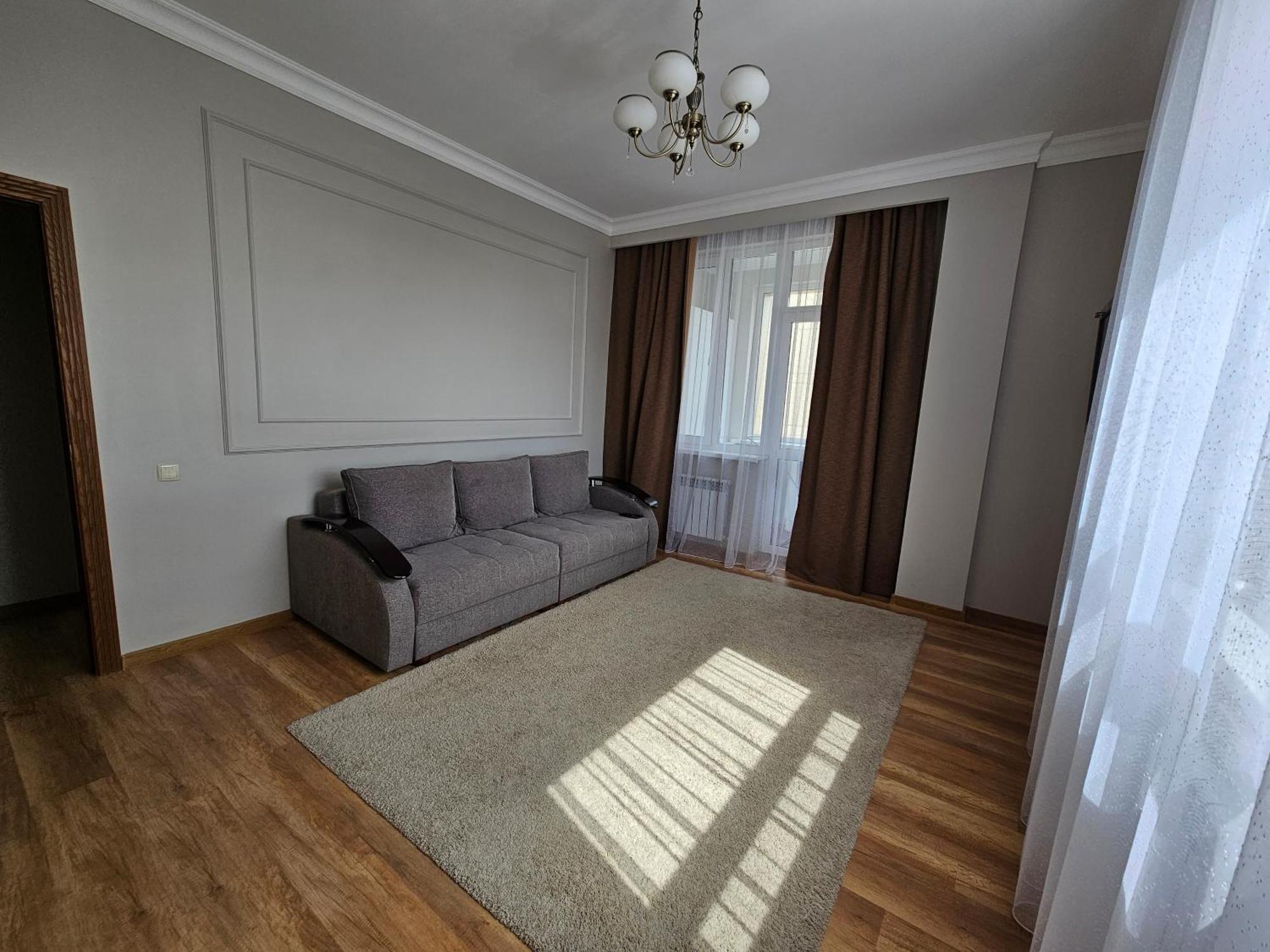 Ernaz Plus Apartments-Expo-Boulevard Astana Extérieur photo